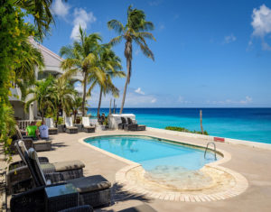 Bonaire oceanfront apartment