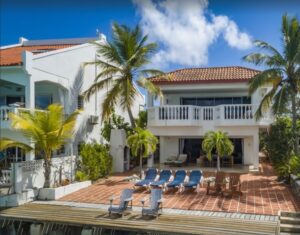 oceanfront apartment Casa at Sea