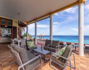 oceanfront 4 bedroom villa