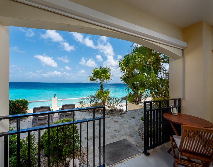 Bonaire oceanfront rental