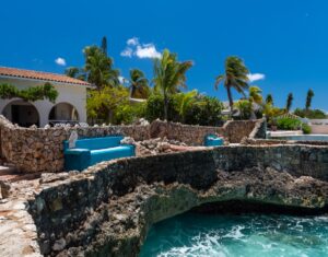 oceanfront villa bonaire op de maze