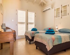 oceanfront villa bonaire op de maze