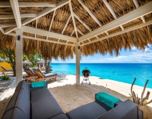oceanfront villa Punt Vierkant 12