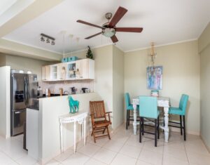 oceanfront apartment Bellevue 8